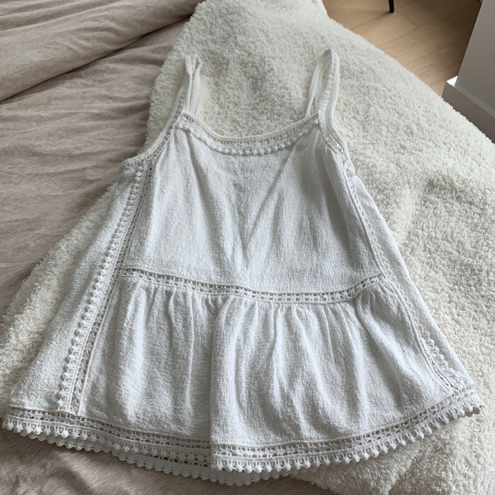 White tank